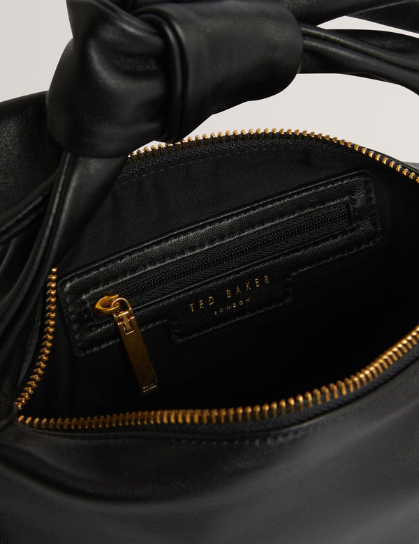 LILA | BLACK