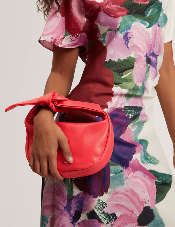 LILA | RED