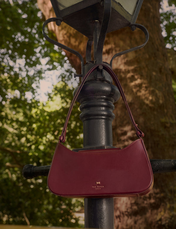 CURLO | DARK RED
