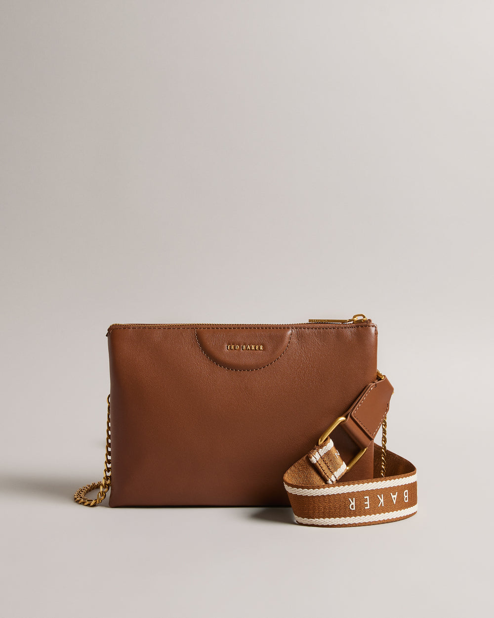 ESILLE | BROWN