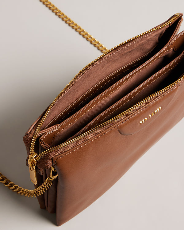 ESILLE | BROWN