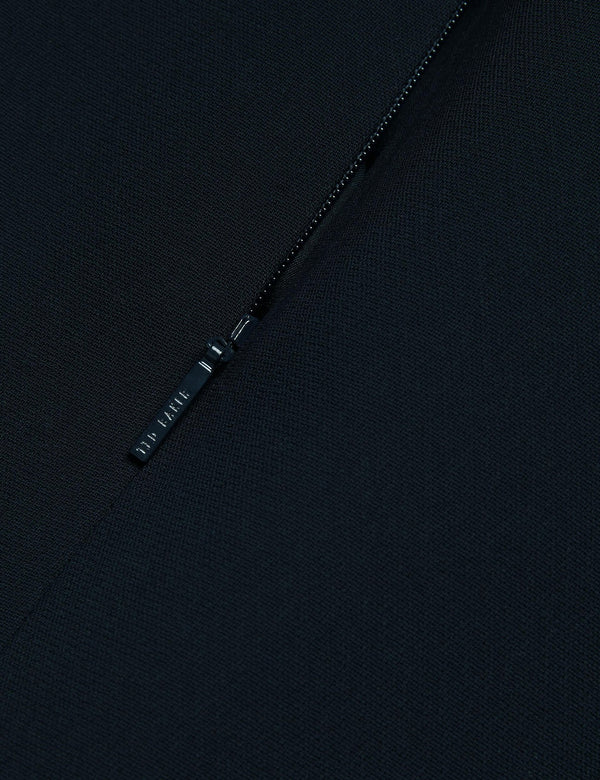 SORRAL | BLACK