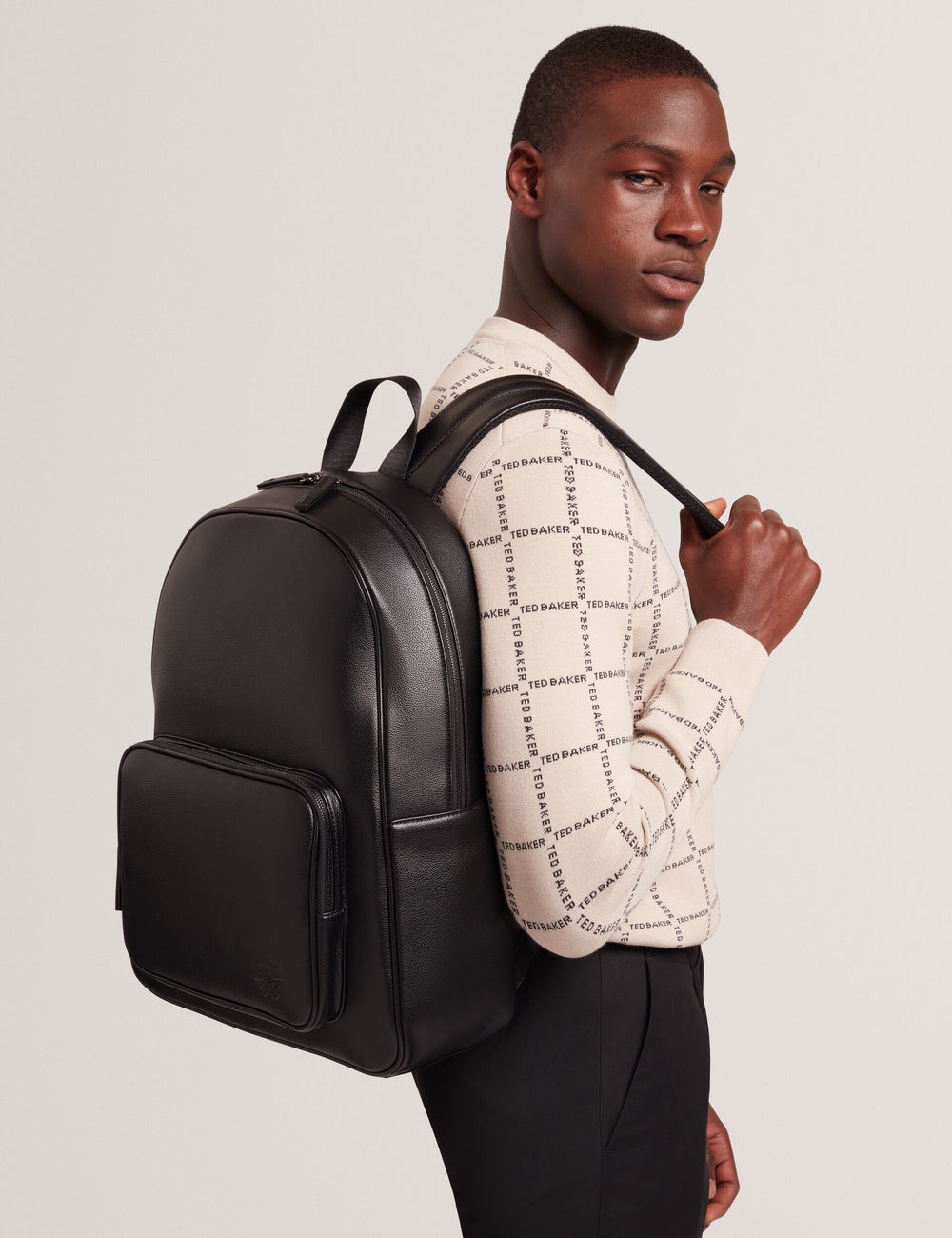 TAIRONE | BLACK
