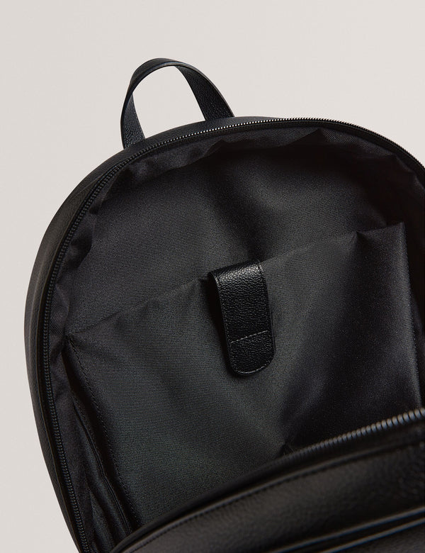 KEVIIN | BLACK