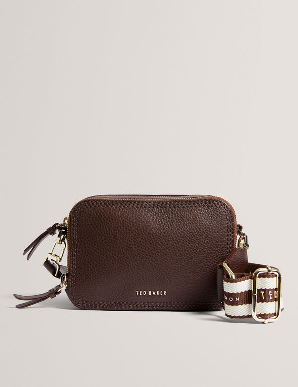 WILLSA | BROWN
