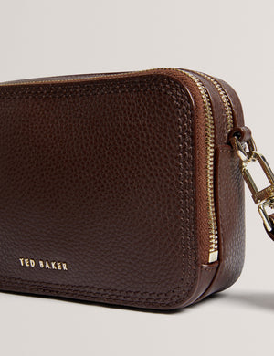 WILLSA | BROWN