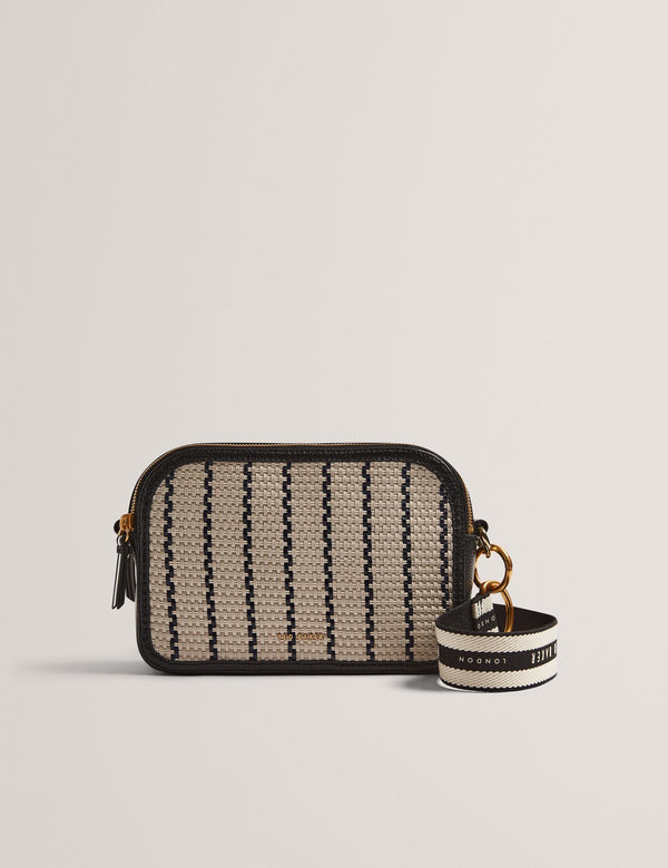 RIVEA | BLACK