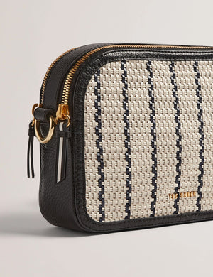 RIVEA | BLACK