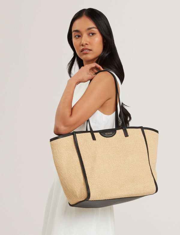 BARNI | BLACK