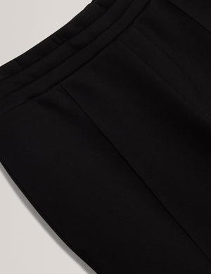 UAVER | BLACK