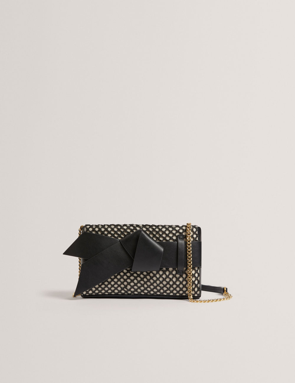 JEESIE | BLACK