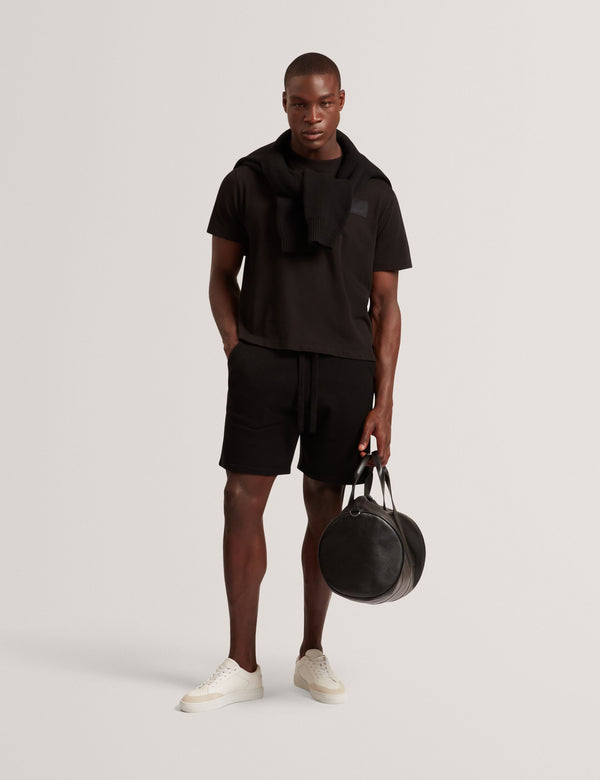 OWAINE | BLACK