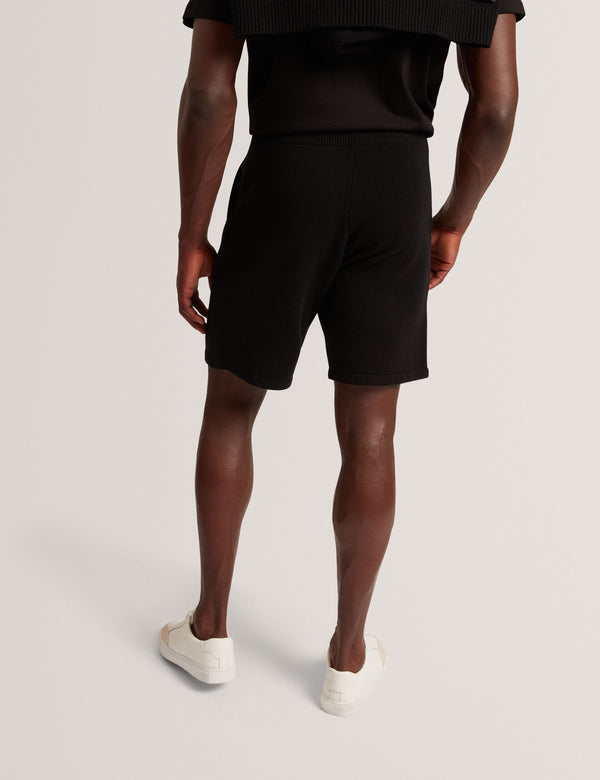 OWAINE | BLACK