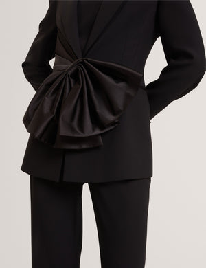 XENI | BLACK