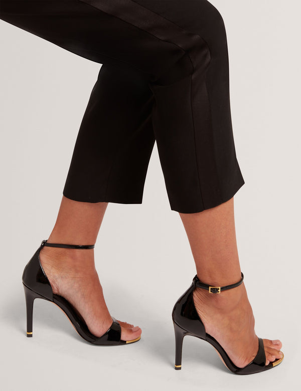 XENIT | BLACK