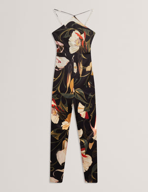 VEHRA | BLACK