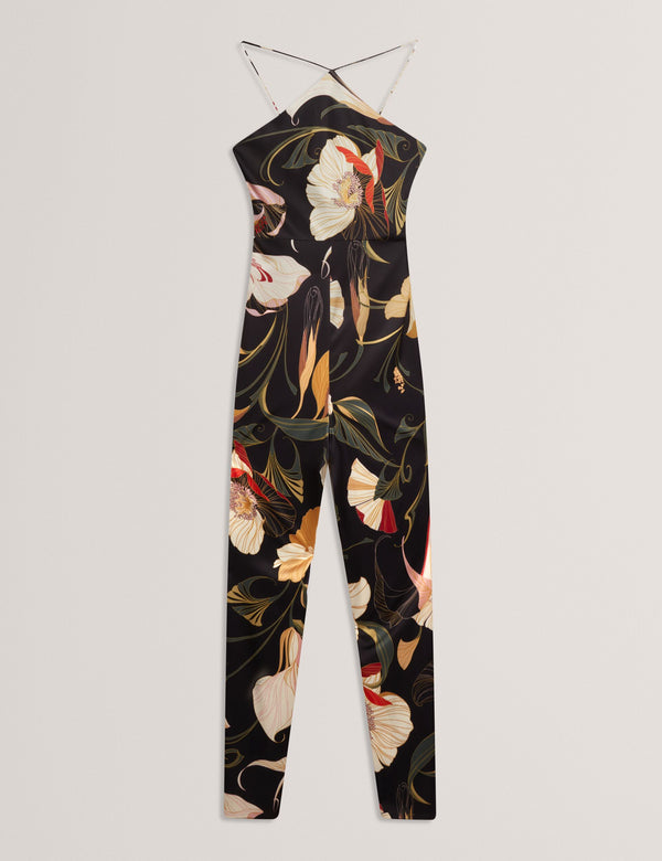 VEHRA | BLACK