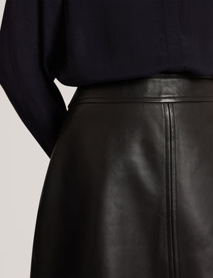 VIKTA | BLACK