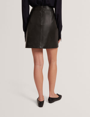 VIKTA | BLACK