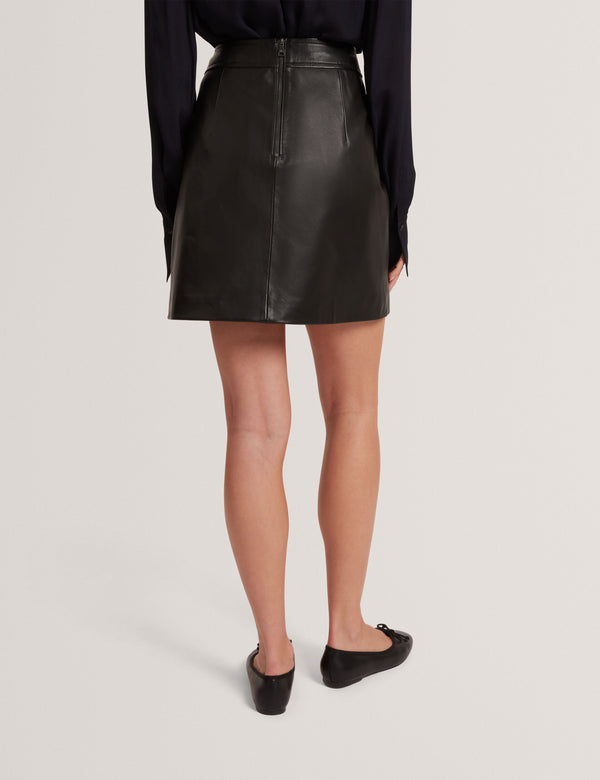 VIKTA | BLACK