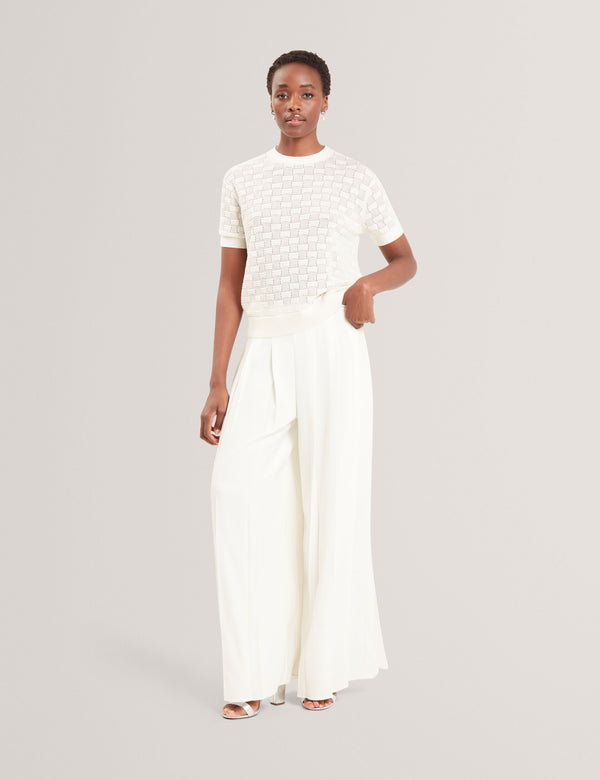 EMETA | WHITE