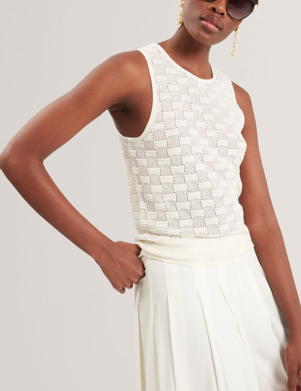 YUNA | WHITE