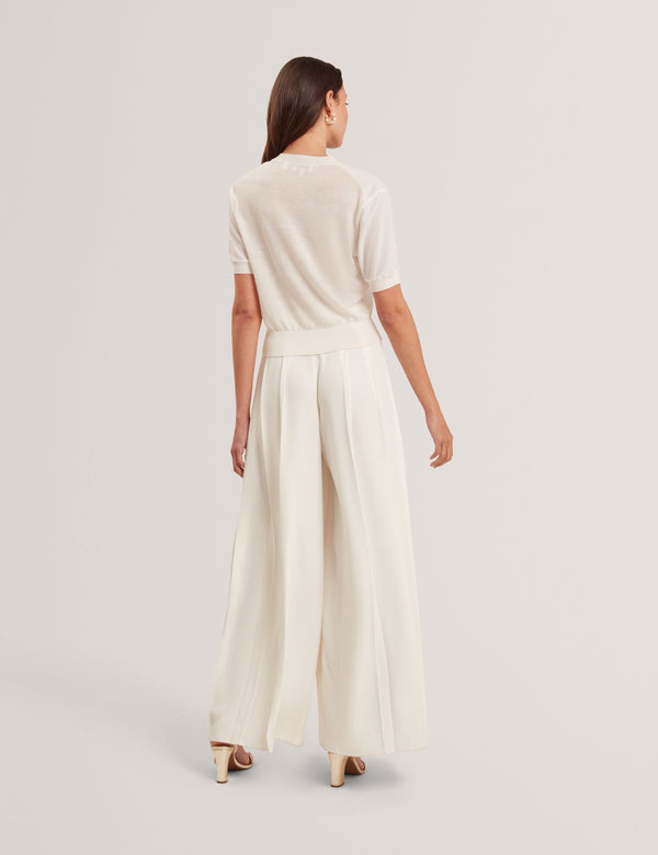 OFINA | WHITE