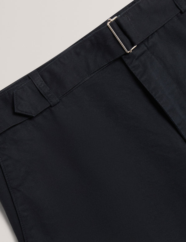 ARMODO | BLACK