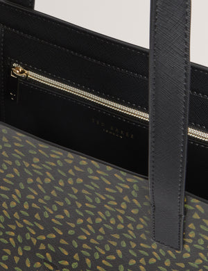 DARSHAA | BLACK