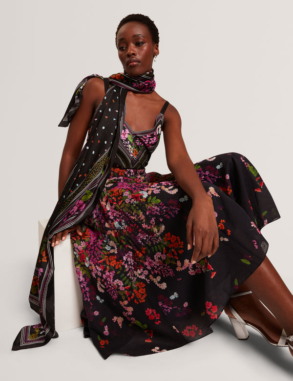 WISTEA | BLACK