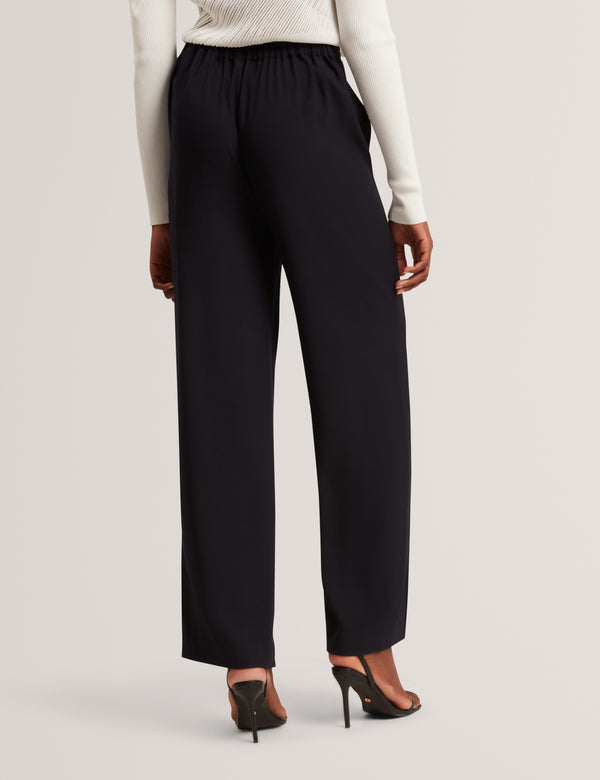 MELANAA | NAVY