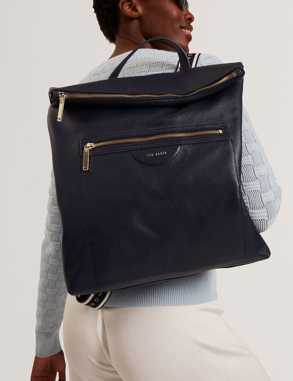 ESSAYA | NAVY