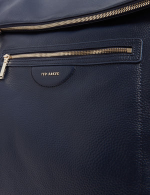 ESSAYA | NAVY