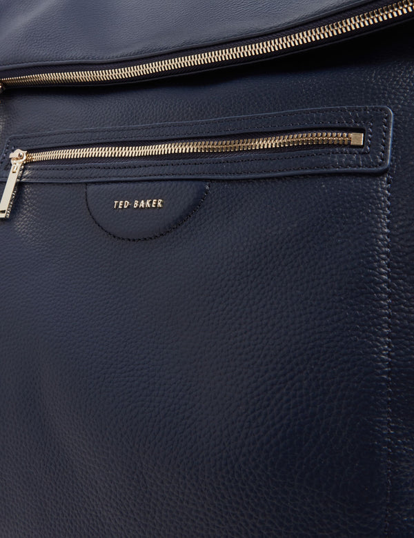 ESSAYA | NAVY