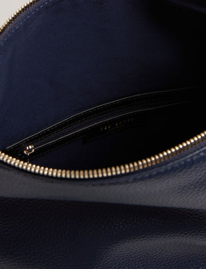 ESSAYA | NAVY