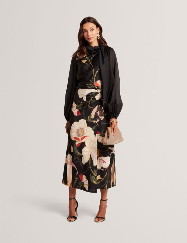 ORTUGA | BLACK
