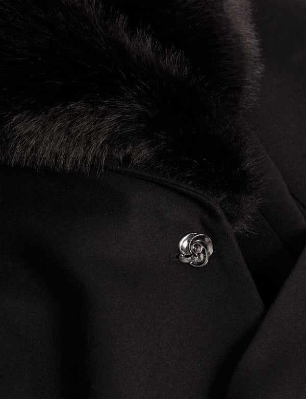 MUSEA | BLACK