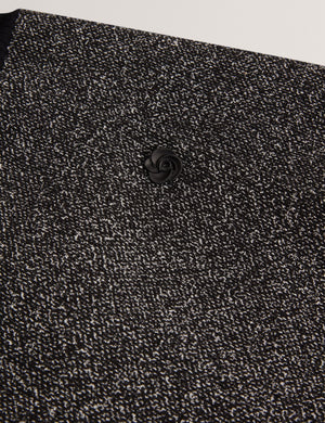 EKAAD | BLACK