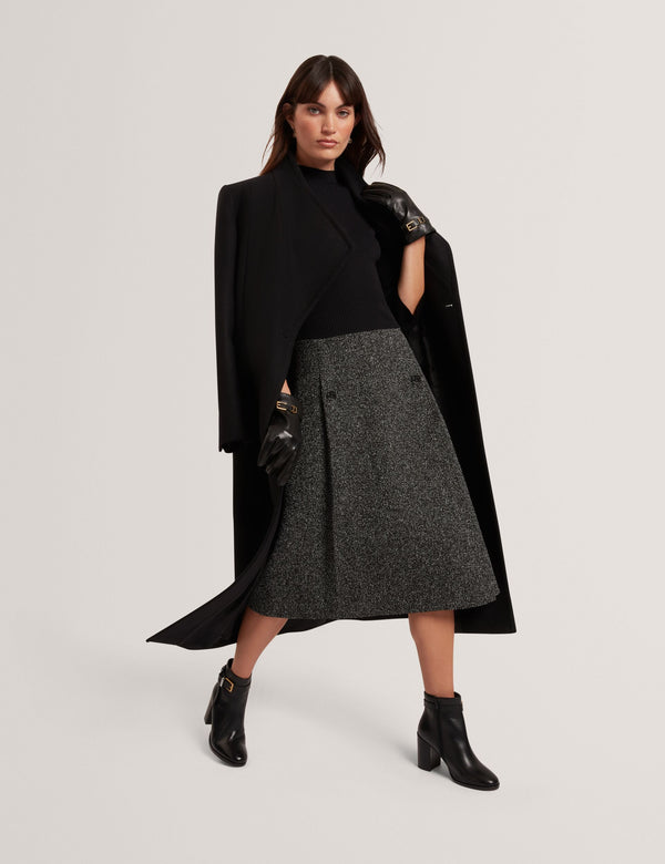EKAAD | BLACK