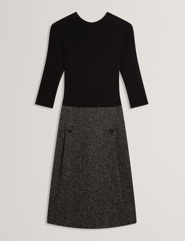 EKAAD | BLACK