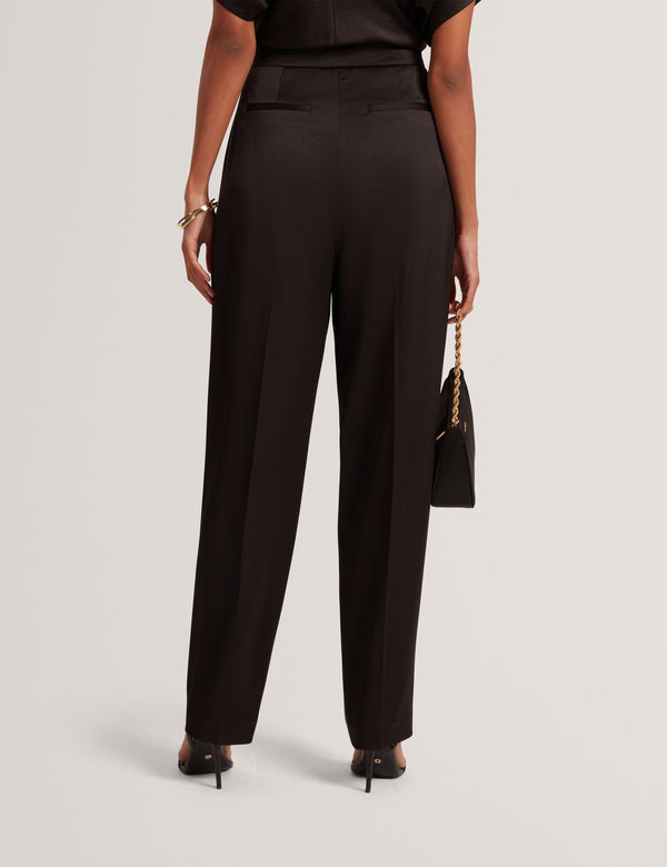 CHIIRA | BLACK