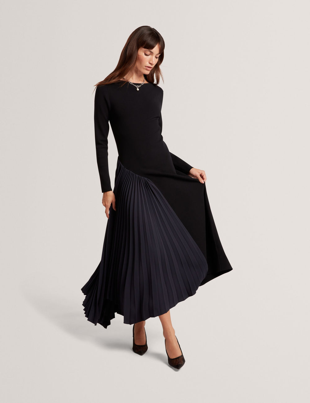 BELVIEE | NAVY
