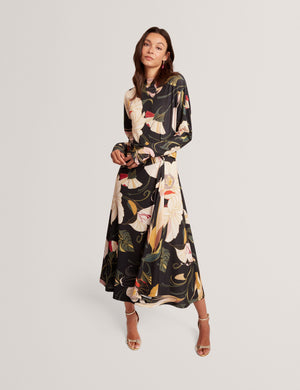 LAWRIA | BLACK