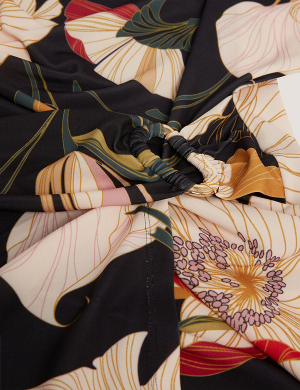 LAWRIA | BLACK
