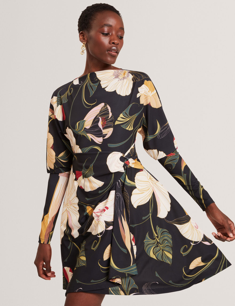 LAZIRA | BLACK