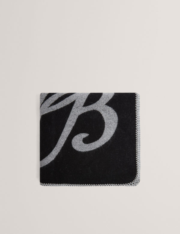 AVASII | BLACK