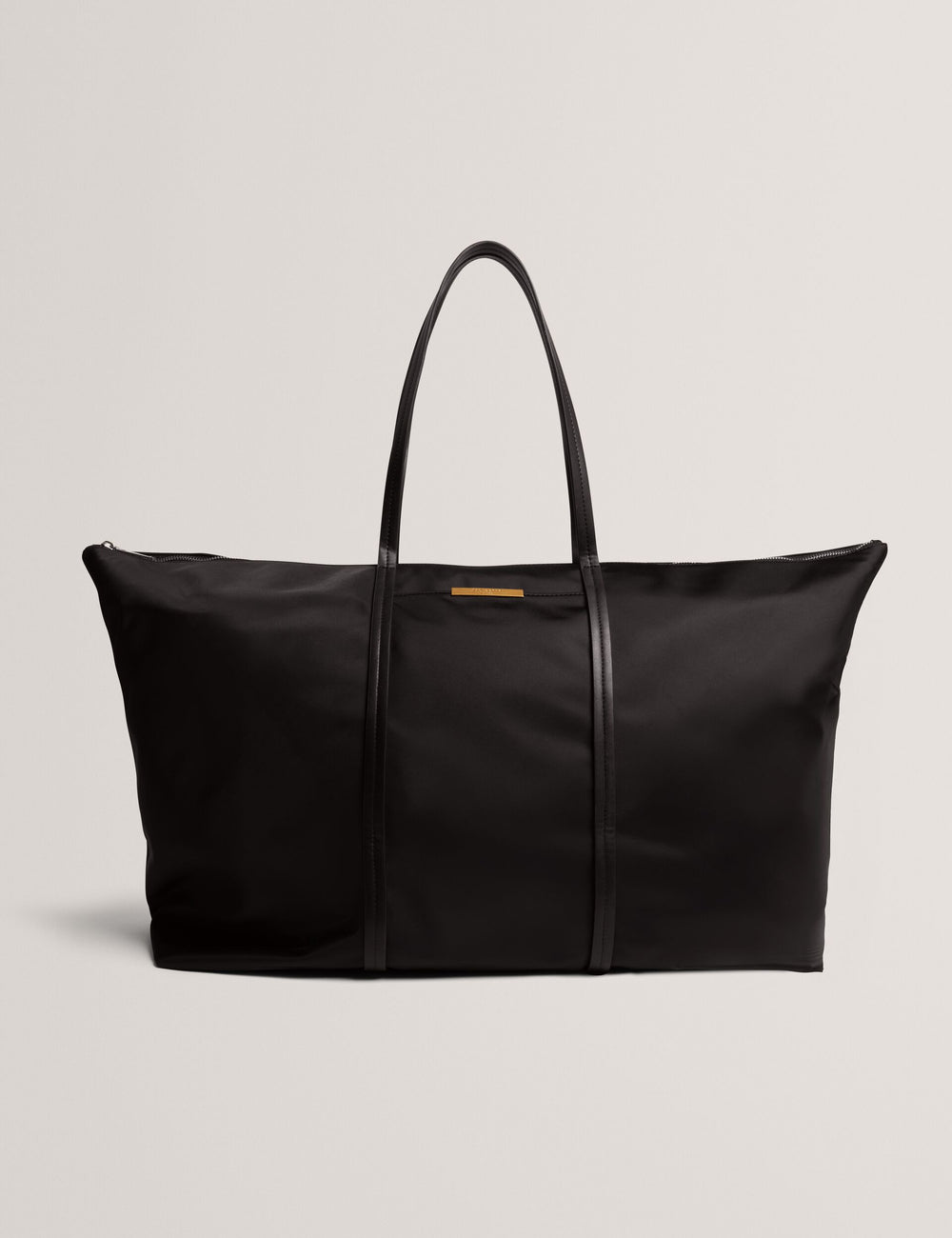 NYKYLA | BLACK