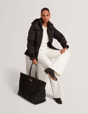 NYKYLA | BLACK