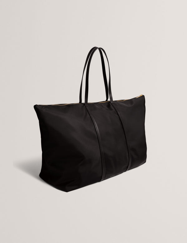 NYKYLA | BLACK