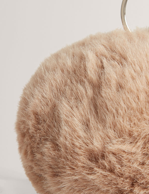 POMENNA | CAMEL